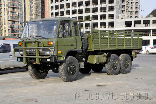 Six wheel driveflat headEQ2102G off-road personnel carrier_153 off-road truck_6×6Dongfengoff-road truck