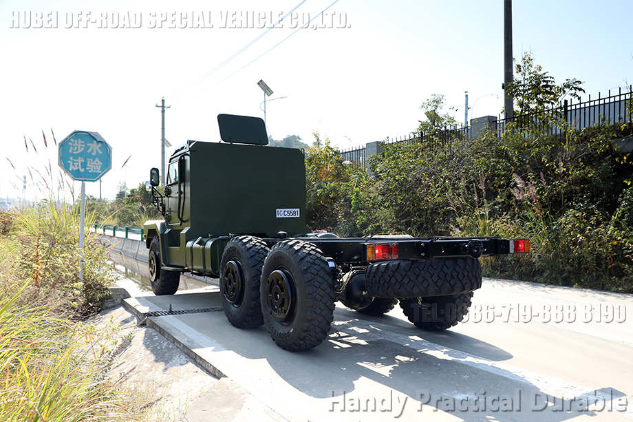 Bulletproof armored vehicle chassis yy6