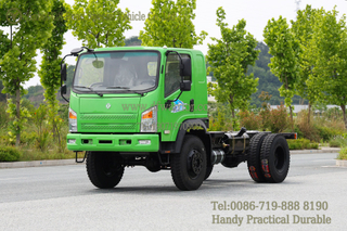 Four-wheel-drive Flat-nose Truck with A Light Green Chassis _Customizable Export Version of The Dongfeng Chassis 
